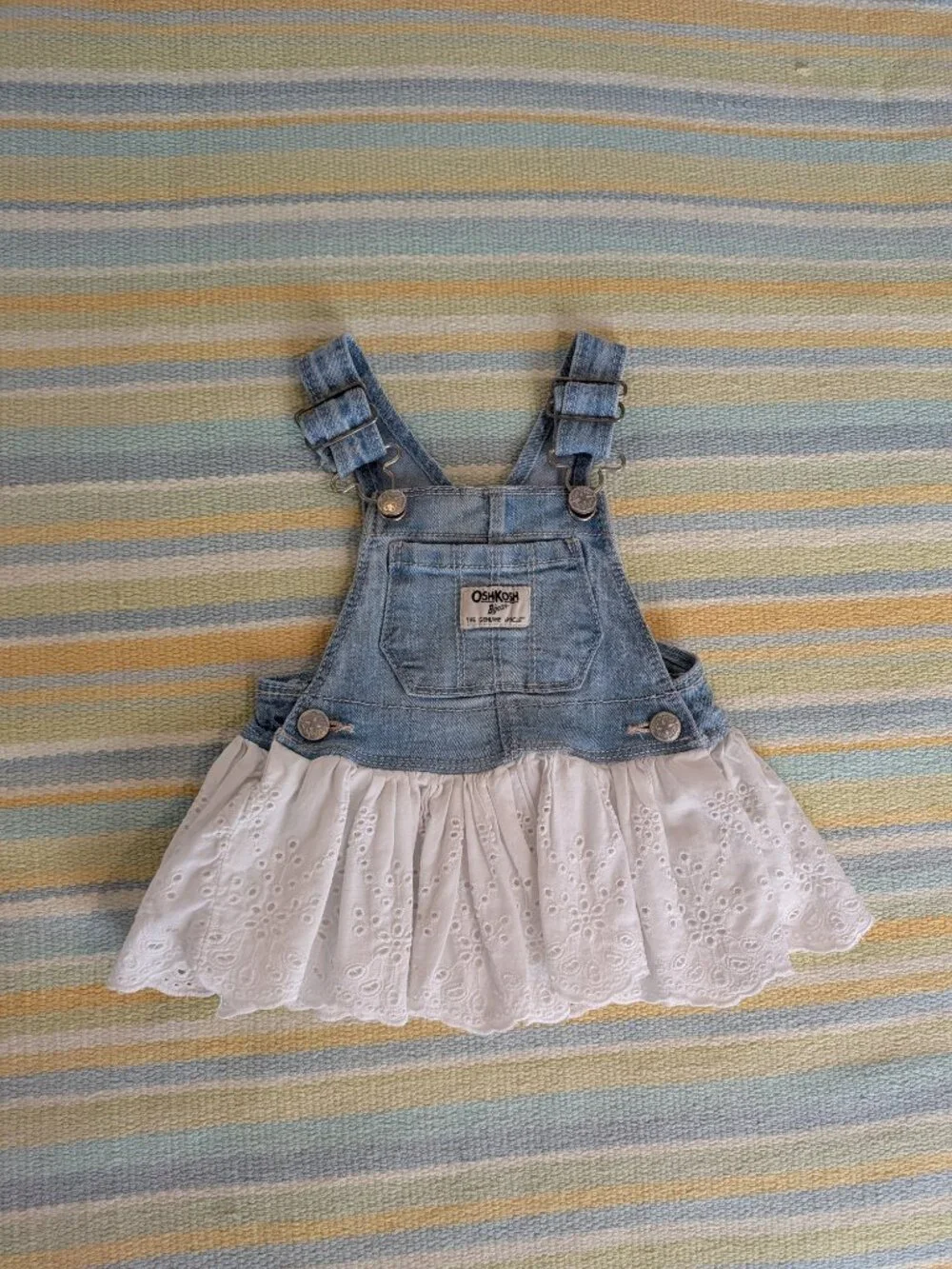 ⭐ Oshkosh Bgosh Denim & Eyelet Overall Dress Size 6 Months